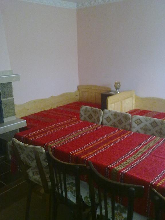 Guest House Ahp Mala Tsŭrkva 部屋 写真